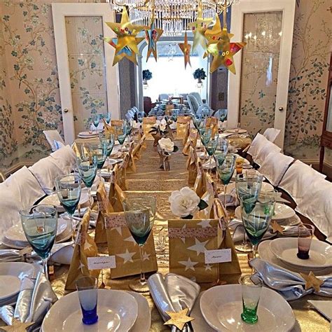 Feb 3, 2021 in the hebrew month of nissan, jews around the world are busy ridding themselves of bread. 17 Best images about Passover Table Settings on Pinterest ...