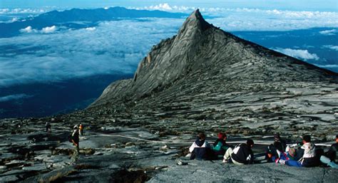 Gambar Gunung Kinabalu Puncak Tetinggi Malaysia Pengetahuan Wisata