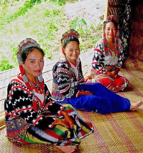 Mansaka Tribeswomen 2015 Lumad Wikipedia Tribeswoman Filipino