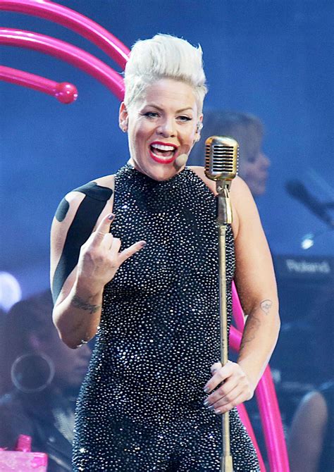 Pink â€ Performing On Her Beautiful Trauma Tour In Liverpool 1