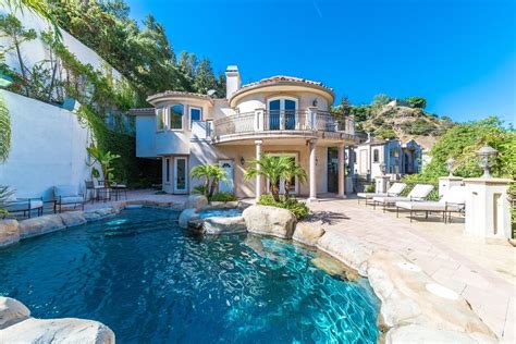 The season concluded on may 9, 1991 after 22 episodes. Beverly Hills Mansion Has Secure Parking and Air ...