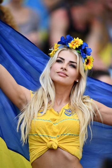 Ucrania 🇺🇦 Hot Football Fans Football Girls Soccer Girl Soccer Fans Ukraine Women Ukraine