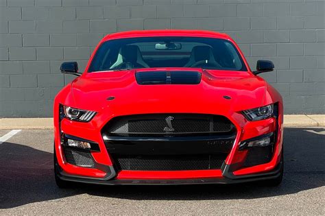 Thieves Steal 4 Brand New Ford Mustang Gt500s From Ford Plant Carbuzz
