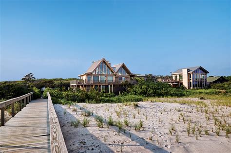 Для гостей long beach resort hotel: Inside Michael Kors's Beach House on Long Island - Vogue