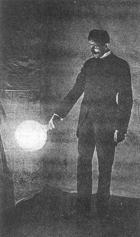 Nikola Tesla Lighting A Disconnected Vacuum Bulb Of 1500 Candle Power