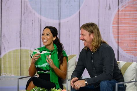 Joanna Gaines Reveals Shes Working On A Secret New Project We Cant Wait To Share It