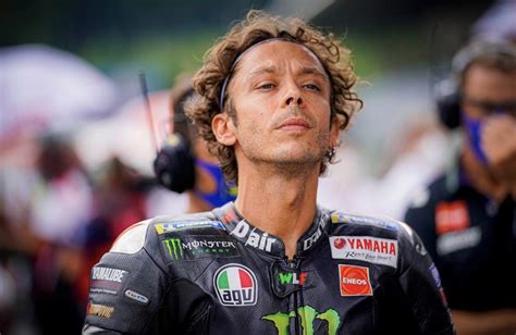 Valentino rossi is an italian professional motorcycle racer and multiple motogp world champion. Valentino Rossi: "Nel 2021 correrò in MotoGP con Petronas al 99%"