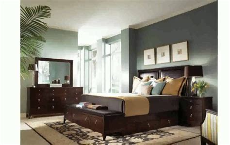 Modern brown bedroom furniture and color setting. Bedroom Wall Colors With Dark Brown Furniture | Dark brown ...