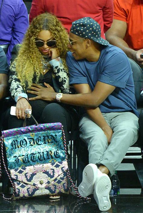 beyoncé gives birth to twins with jay z e news