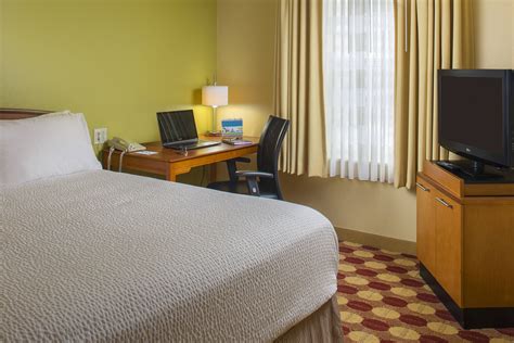 Maybe you would like to learn more about one of these? TownePlace Suites New Orleans Metairie One-Bedroom Suite ...