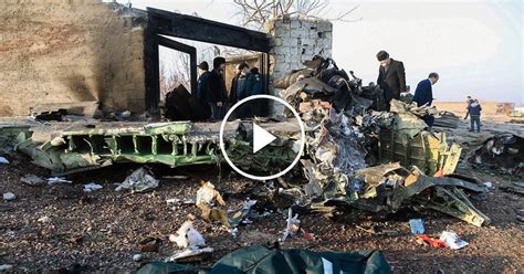 Video Shows Moment Of Deadly Plane Crash The New York Times