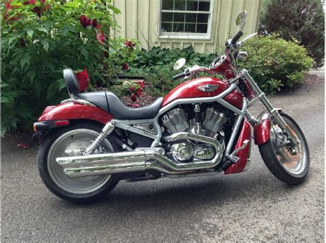 Bike tuned (screaming eagle pro super tuner) by jake with signature harley davidson. 2003 Harley-Davidson VRSCA V-Rod for sale on 2040-motos