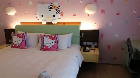 Escalators lead up the first floor where sanrio hello kitty town is located. Hello Kitty themed room | hotel Jen Puteri Harbour - YouTube