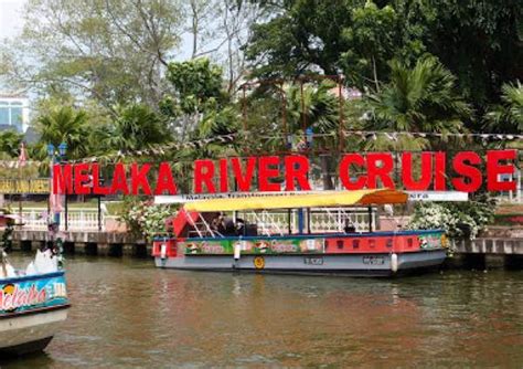 Melaka river cruise is a great way for you to enjoy riverside view of historical city centre. River Cruise Melaka di Sungai Melaka. Harga Tiket?