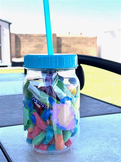 Everything from toys, experiences, keepsakes, practical and gifts that give back! Affordable Baby Shower Prizes | Baby shower prizes, Baby ...