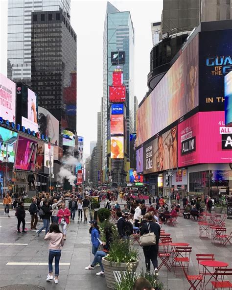 O Que A Times Square Em Nova York Nova York E Voc