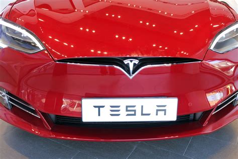 Tesla Us Elektroautobauer Mit Auslieferungsrekord Im Dritten Quartal