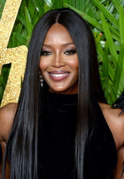 Who Is Black Beauty Of Egypt Naomi Campbell With Images Naomi
