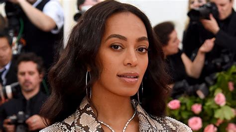 15 1 legendare hochzeitskleider die wir nie vergessen werden. Here's How Much Solange Knowles Is Really Worth