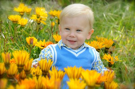 Spring Photo Shoot Kids Wallpapers High Quality Download Free