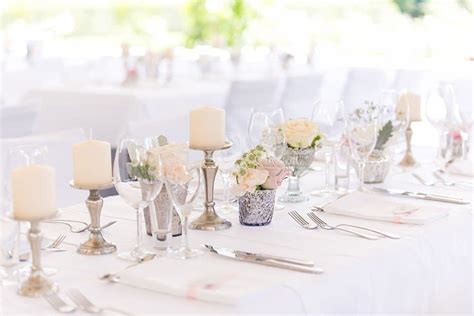 Weitere ideen zu hochzeit, brautstyling, brautfrisur. Hochzeit im Botanischen Garten München von Nadine Apfel