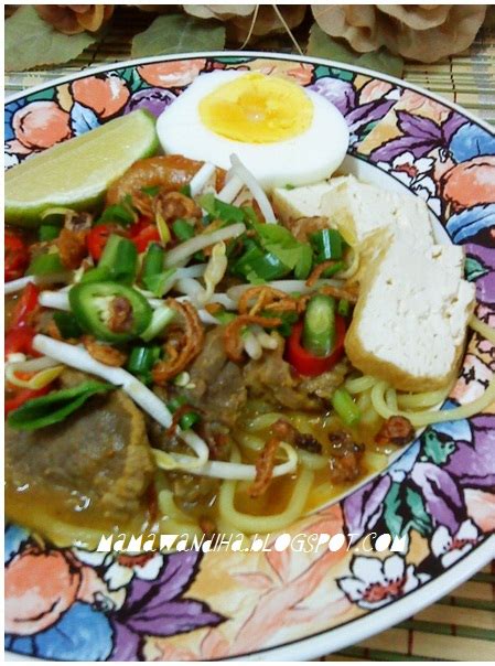 Chicken chopmee hailam and coffee ok. Dari Dapur MaDiHaA: Mee Rebus Cik Ani (Bonda Chef Wan)