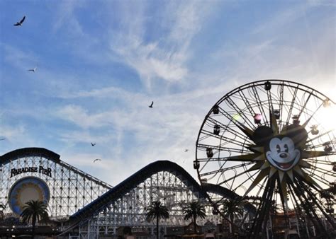 10 Essential Tips For Visiting Disneyland Anaheim Elle Croft