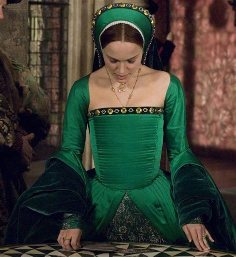 Anne Boleyn Green Dress On Order Etsy In 2021 The Other Boleyn Girl