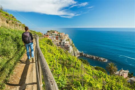 Trekking In Liguria I Percorsi Pi Belli A Levante E Ponente Ohga