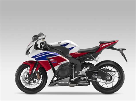 Overview similar bikes colours price mileage specs news dealers. Nouveauté 2014 : Honda CBR 1000 RR | Latitude96