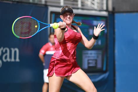 Ucla Womens Tennis Elysia Bolton Named Ita National Player To Watch