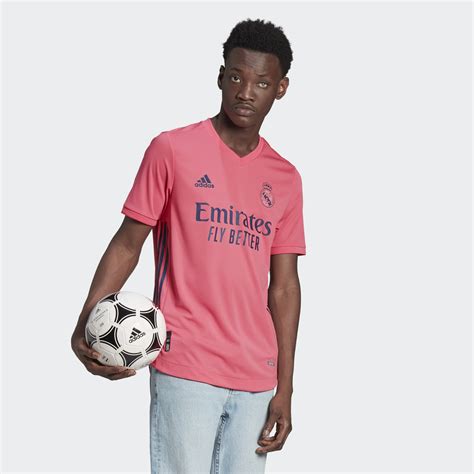 In fact, adidas could very well decide to implement this new jersey for real madrid's away match against manchester city as they usually do with other teams during the last few games of the. Real Madrid 2020-21 Adidas Away Kit | 20/21 Kits ...