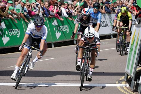 How To Develop A Winning Sprint On A Road Bike Liv Cycling Official Site