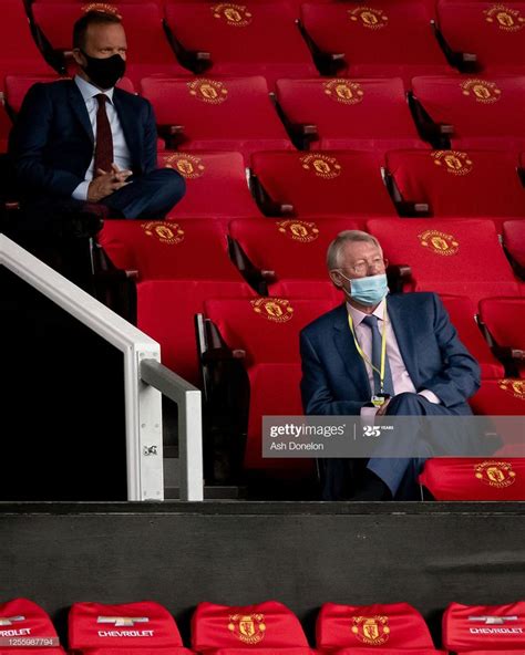 Rdf tries to replicate the tactic & success sir alex ferguson's 442 in 1999 brought to manchester united for football manager 2020. Ed Woodward and Sir Alex Ferguson of Manchester United watches from... in 2020 | Sir alex ...