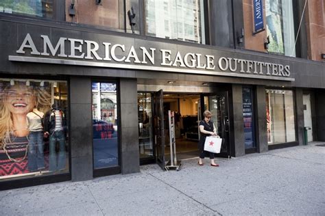 American Eagle Outfitters 2019 Review