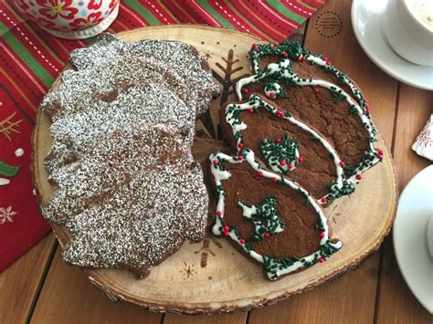 Place an inch apart on ungreased cookie sheets. Mexican Piloncillo Ginger Cookies for Christmas | Ginger cookies, Cookies, Pig cookies