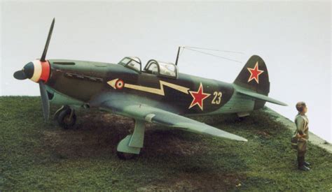 Yak 1b by Frank Crenshaw (Accurate Minatures, 1/48)