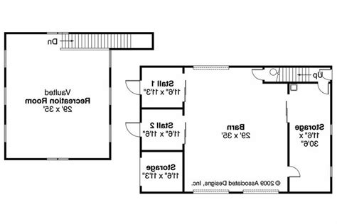 The Second Floor Plan For A Two Story House With An Attached Garage And
