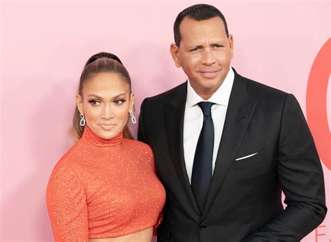 Jennifer Lopez And Alex Rodriguez Are Still Together Lucy 933