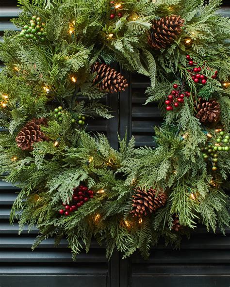 Winter Evergreen Christmas Wreaths And Garlands Balsam Hill Christmas