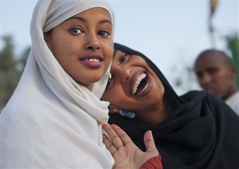 Britain included the conditional provision that the somali residents would retain their autonomy, but ethiopia immediately claimed sovereignty over the. SOMALI BEAUTY - SomaliNet Forums