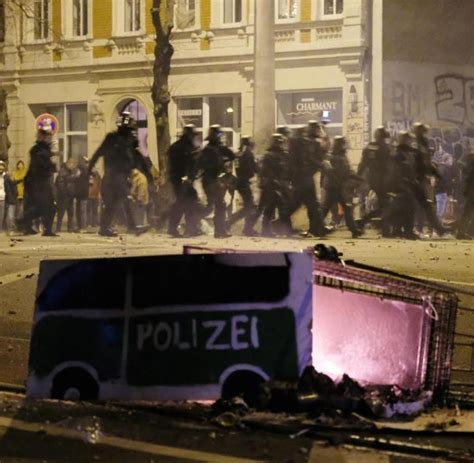 Esken Stellt Polizeitaktik In Leipzig Infrage Welt