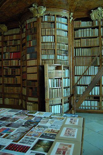 10 Kick Ass Secret Passage Bookshelves Beautiful Library Dream Library