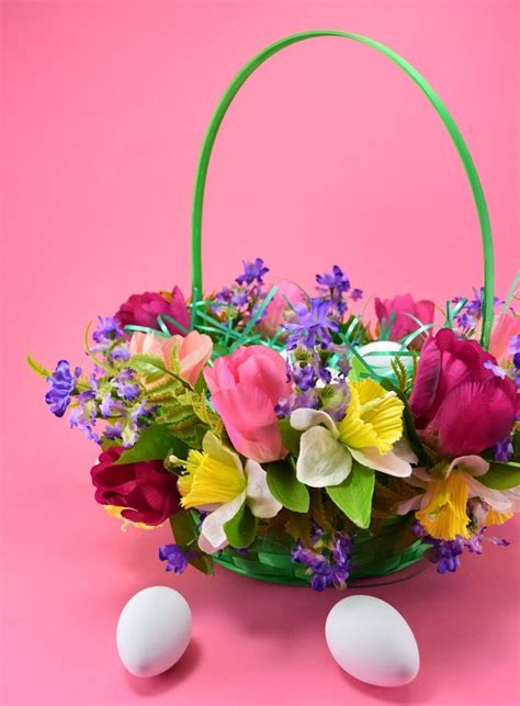 10 Minute Floral Easter Basket ⋆ Dream A Little Bigger