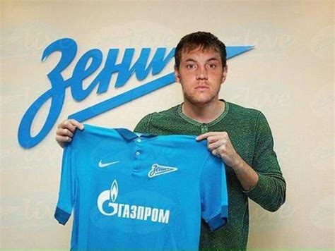 The official page artem dzyuba footbal player russian national football team and zenit fc player #22. Дзюба Мем - Sozdat Mem Dzyuba Dzyuba Dzyuba Zenit Artem ...