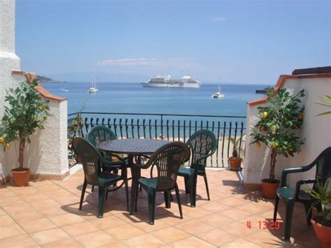 L'immobile in affitto più conveniente parte da 230 €. Appartamento mare sicilia GIARDINI-NAXOS Messina ...