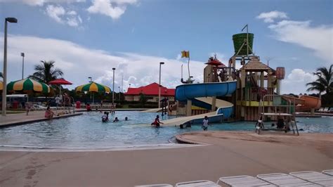 Monicas Travels And Reviews Tropical Splash Water Park In Lauderhill