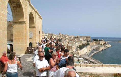 Ahna qedghin hawn biex inservu l' nies u niproteguwom. Secretariat says Malta's tourism becoming more competitve