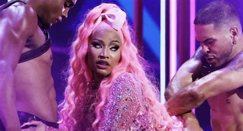 Say What Now Nicki Minaj Inspires Male Fan To Drop 60k On Illegal Ass