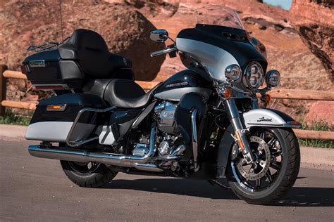 If you've always wished you could share your love for riding with our kids, now is your chance. 50+ Harley Davidson 2019 New Model, Paling Keren!